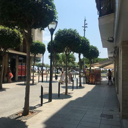 Club Nautic Cambrils Exterior foto